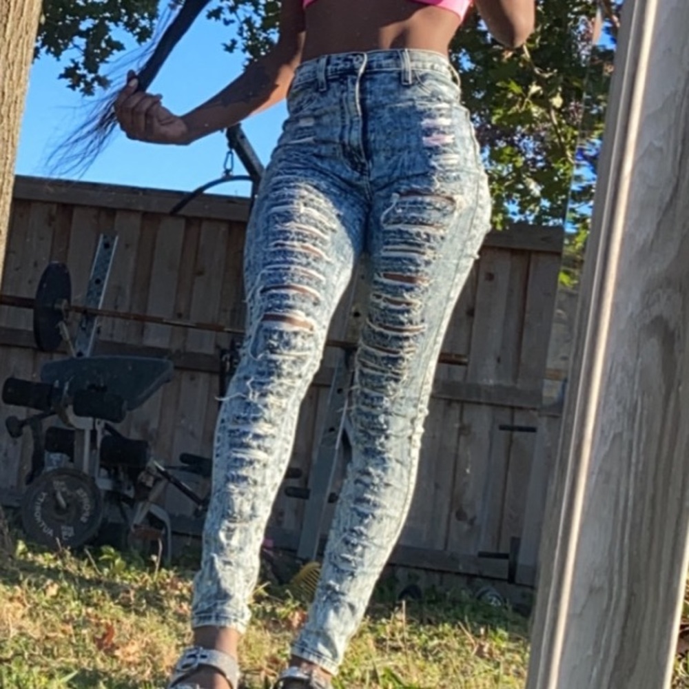 Blue jean pants with rips !!!